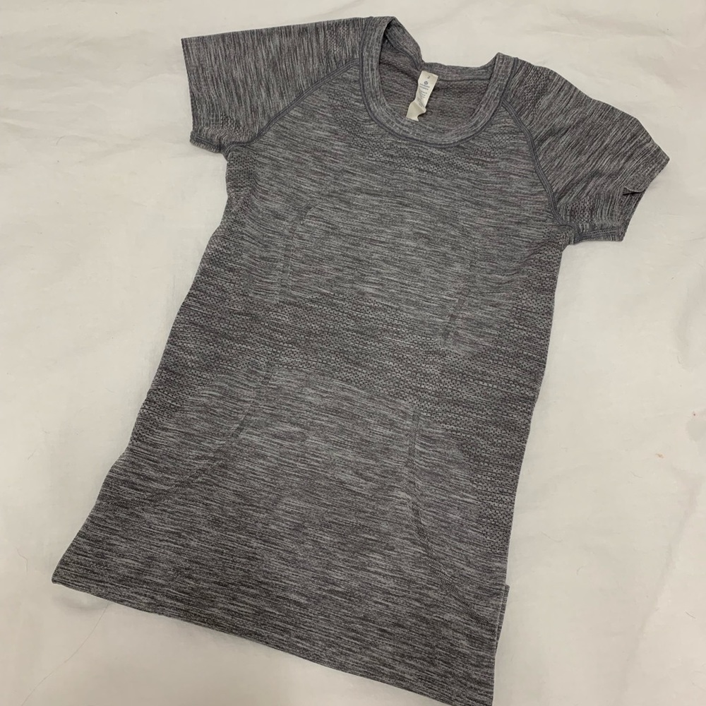Lululemon swiftly tech tee